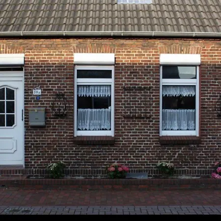 Historisches Werftarbeiterhaus *